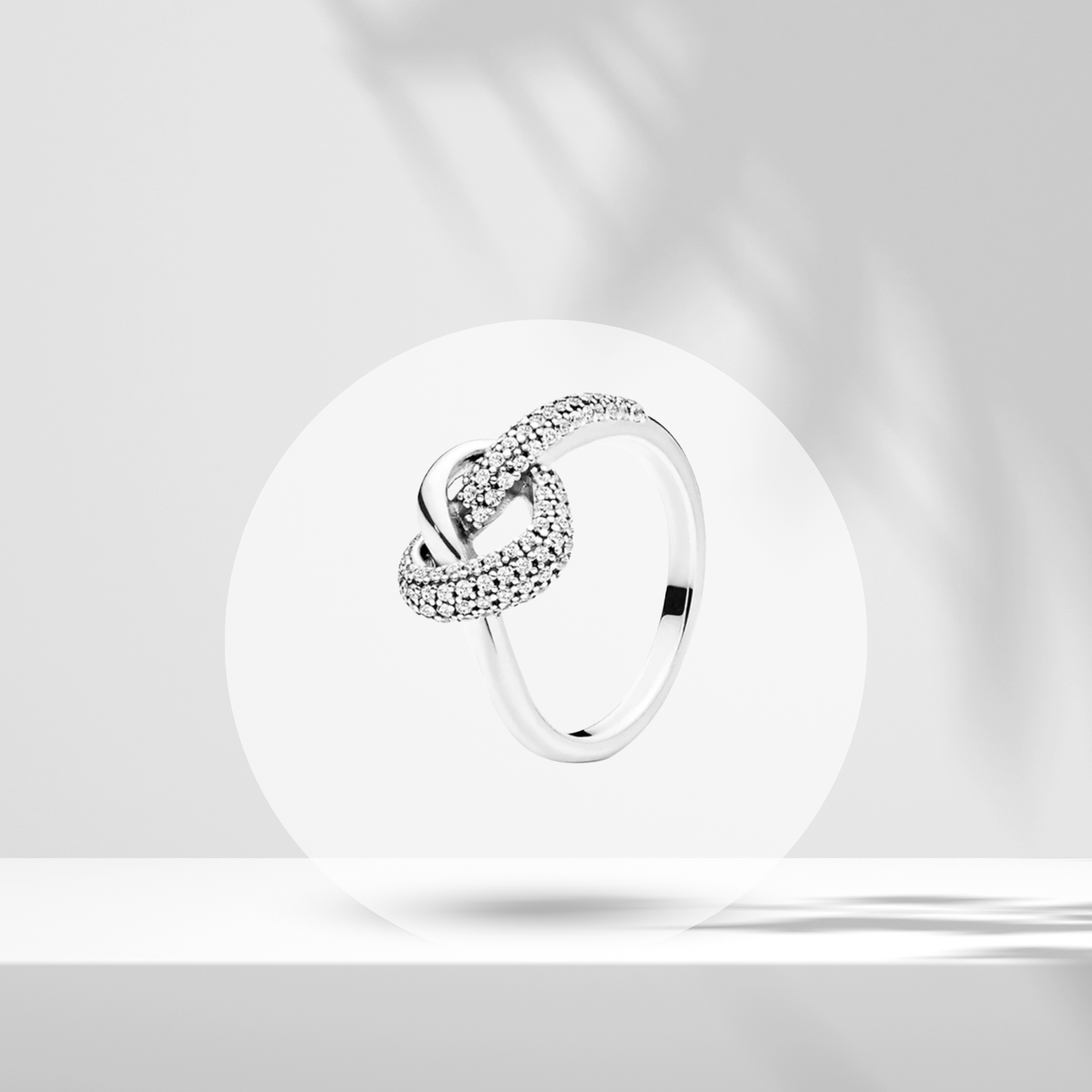925 Sterling Silver Women's Ring with a Union Knot Design and a Sparkling Stone