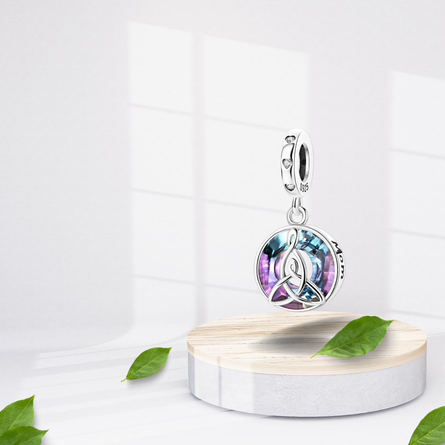 Charm Colgante Círculo Multicolor con Grabado "Mom" y Piedras Brillantes en Plata de Ley 925 Compatible con Pulseras