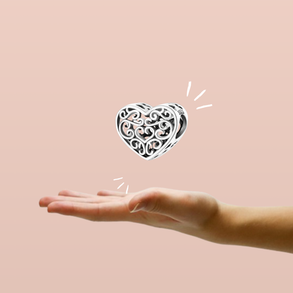 Charm Colgante Corazón Calado con Diseño de Filigrana en Plata de Ley 925 Compatible con Pulseras Europeas