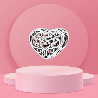Charm Colgante Corazón Calado con Diseño de Filigrana en Plata de Ley 925 Compatible con Pulseras Europeas