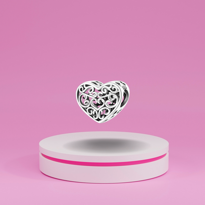 Charm Colgante Corazón Calado con Diseño de Filigrana en Plata de Ley 925 Compatible con Pulseras Europeas