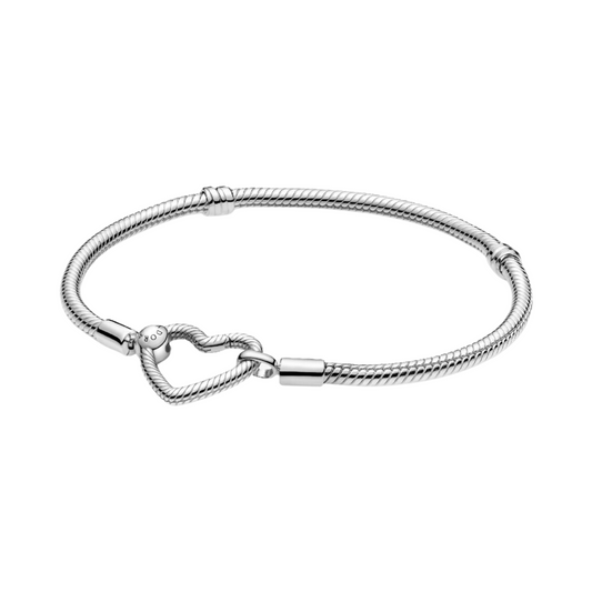 Pulsera Pandora Moments Cadena de Serpiente con Hebilla de Corazón En Color Plata - BeJoyasVintage