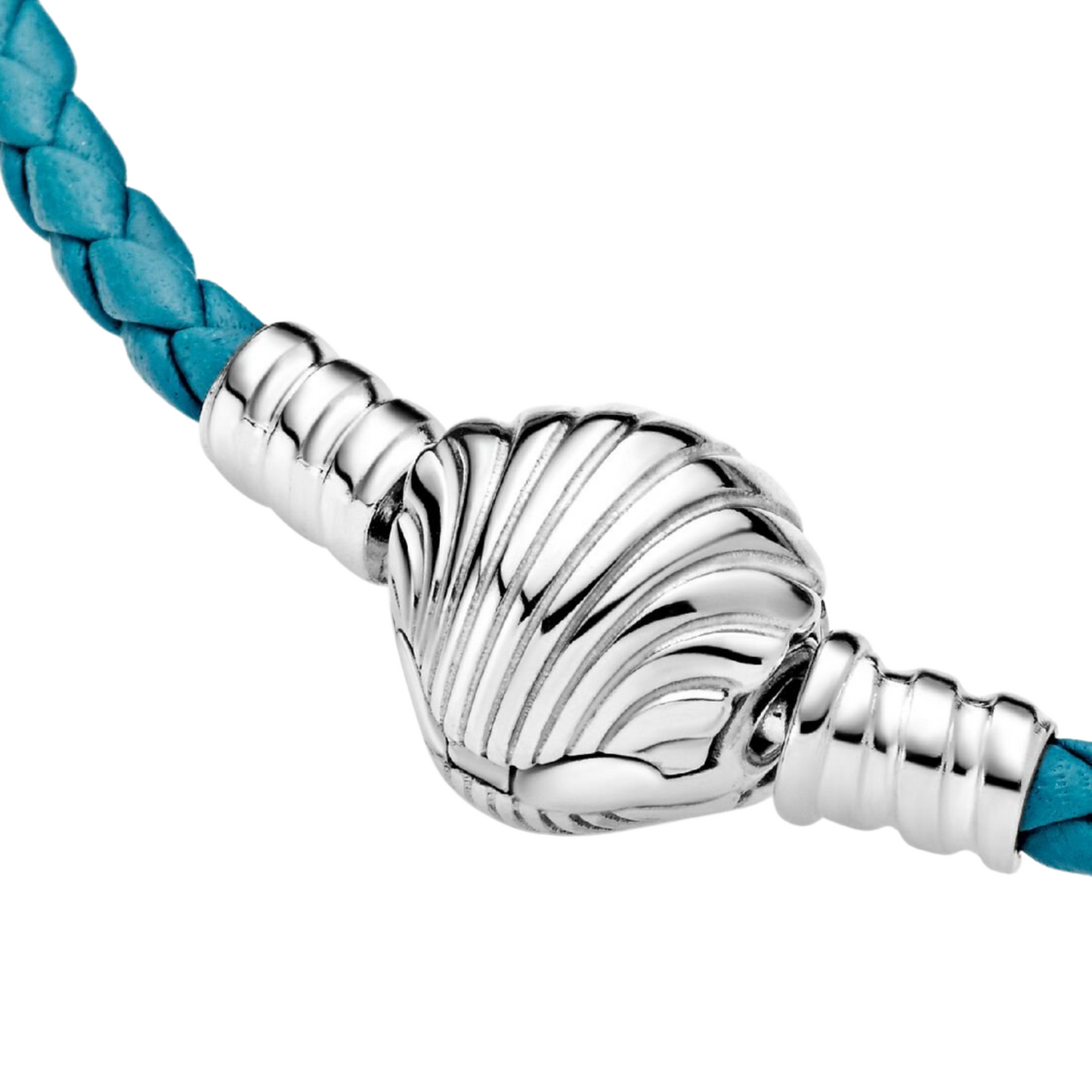 Pulsera Pandora Moments en Cuero Trenzado Turquesa con Cierre de Concha - BeJoyasVintage
