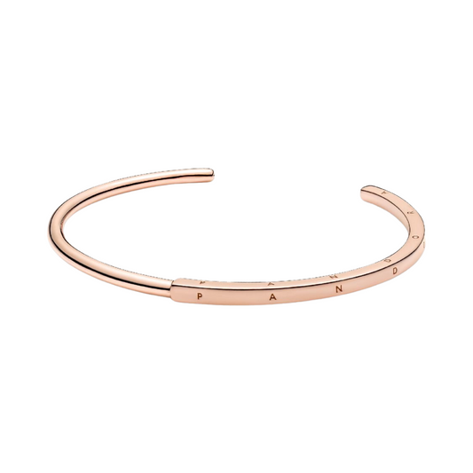 Pulsera Pandora Rígida Pandora Signature I-D Abierta Color Oro Rosa - BeJoyasVintage