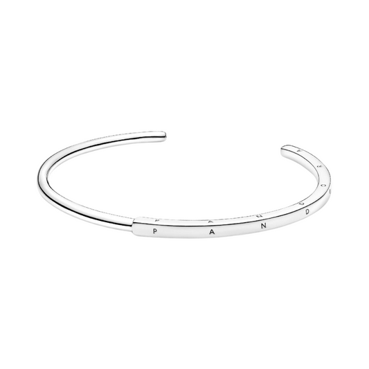 Pulsera Pandora Rígida Pandora Signature I-D Abierta Color Plata - BeJoyasVintage
